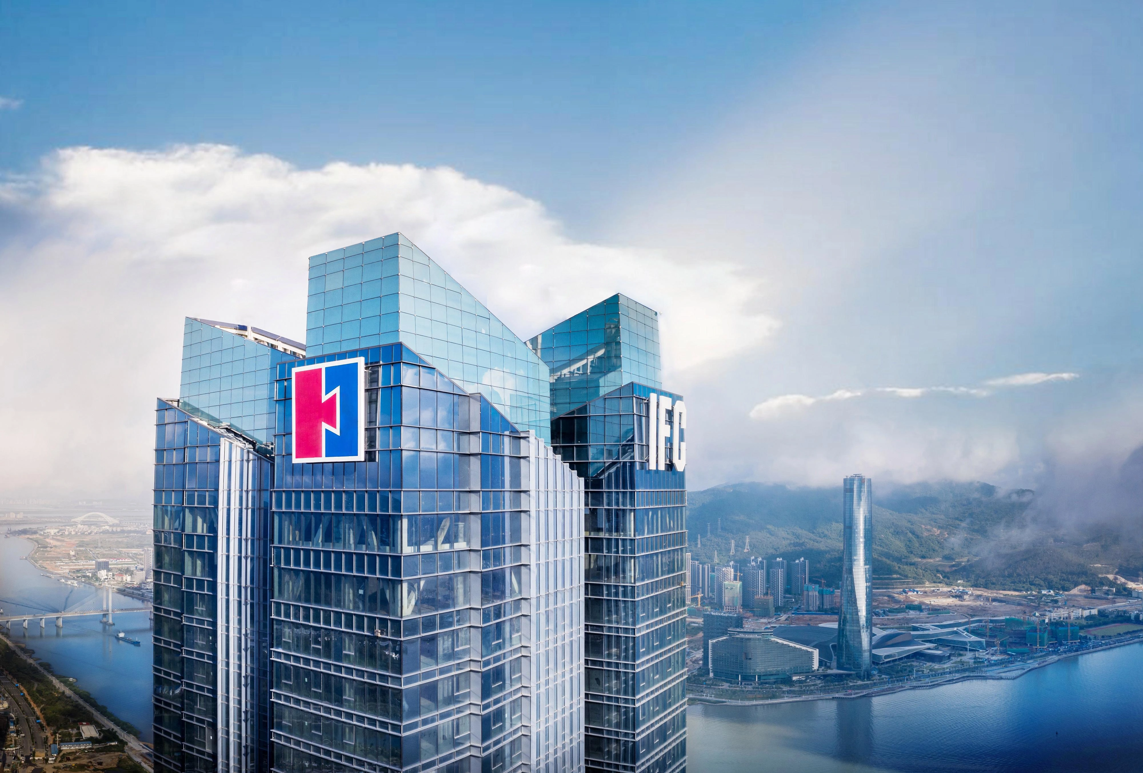 华发集团品牌VI升级